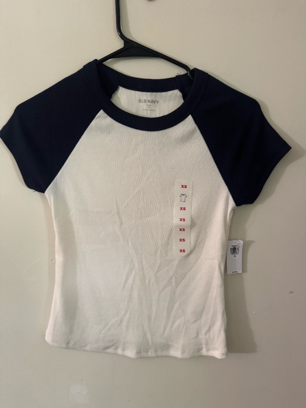Old Navy baseball tee